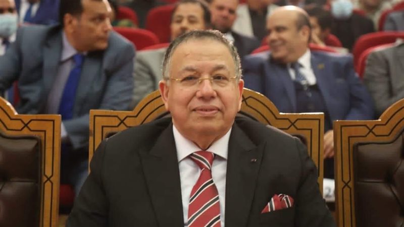 محمود الشريف نقيب