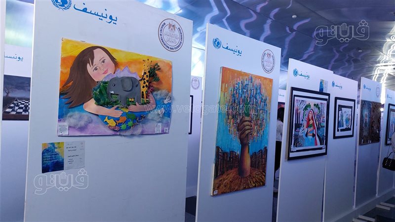 رسومات ولوحات طلاب