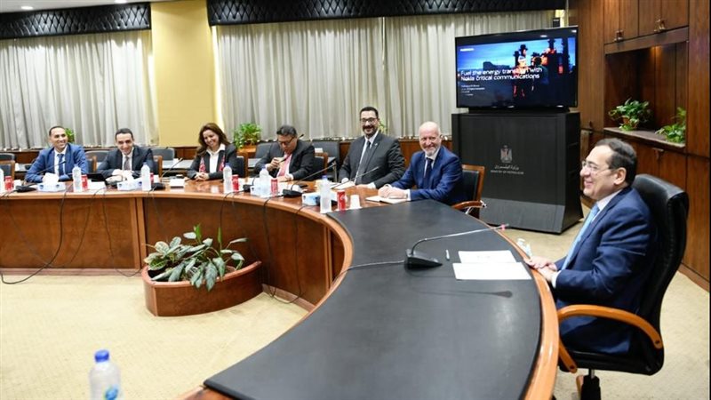 الوزير خلال استقبال