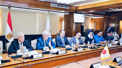 عاشور: الاستعانة بخبير ياباني لتطوير مجال التعليم التكنولوجي