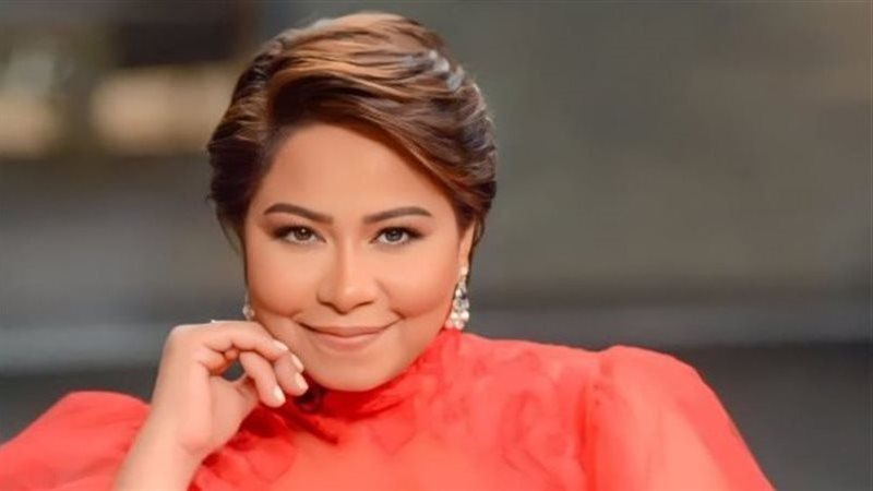 الفنانة شيرين عبد