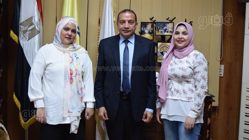  الدكتور منصور حسن
