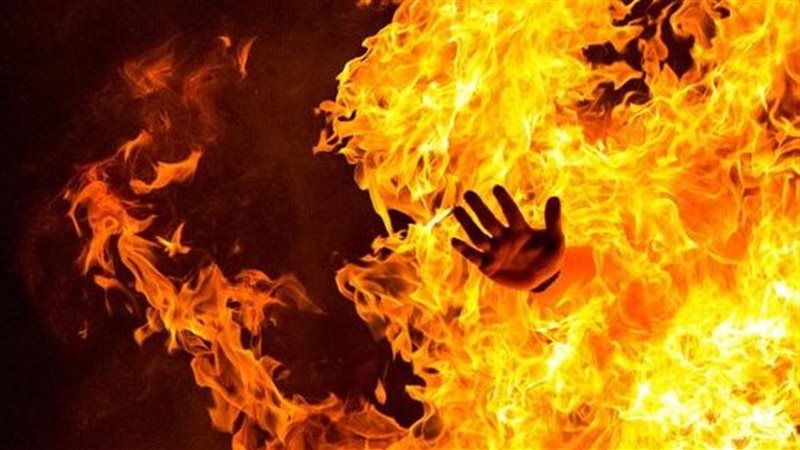  شقيقان يشعلان النيران