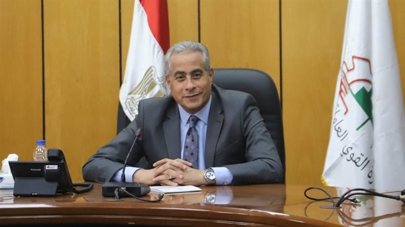 حسن شحاته وزير القوى