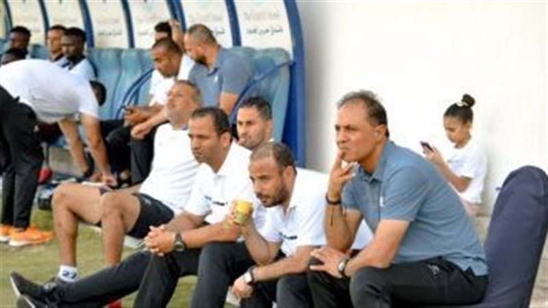 أحمد أيوب وجهازه