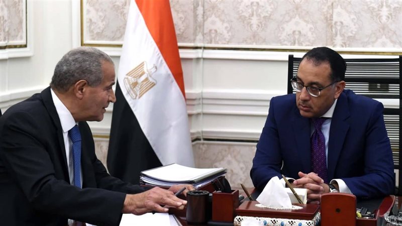 رئيس الوزراء ووزير
