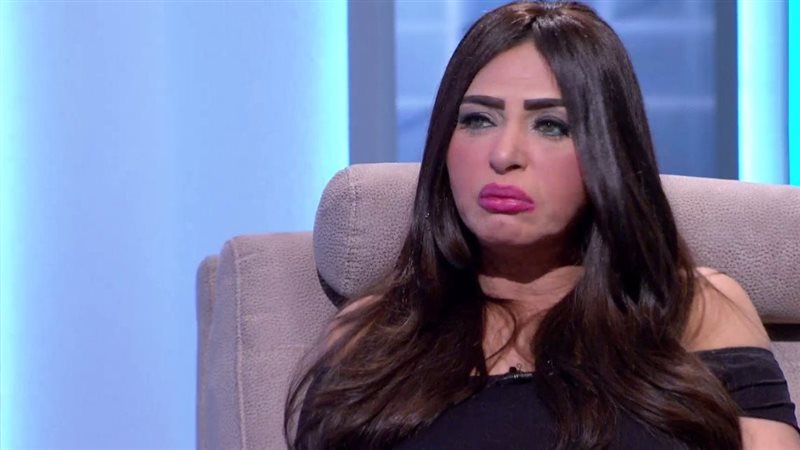 الفنانة سلوى خطاب
