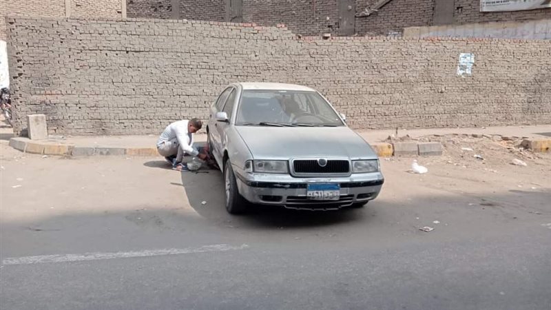 رفع سيارات مركونة