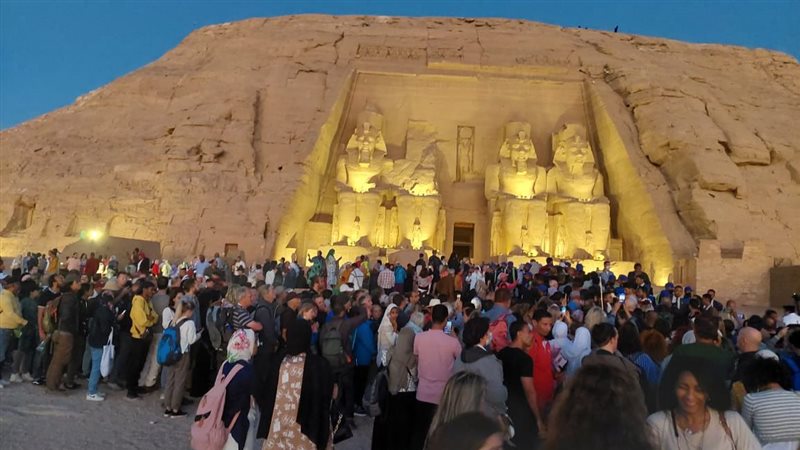 تعامد الشمس بمعبد