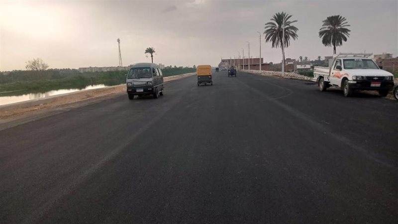 جانب من الطريق عقب