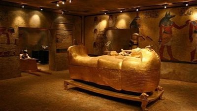 مئوية‭ ‬الملك‭ ‬الذهبي.. ‬حواس:‭ ‬تم‭ ‬العثور‭ ‬على‭ ‬مقبرة‭ ‬توت‭ ‬عنخ‭ ‬آمون‭ ‬كاملة‭ ‬وقصة‭ ‬‮ 