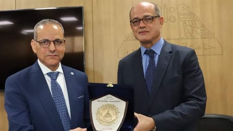 جامعة عين شمس 