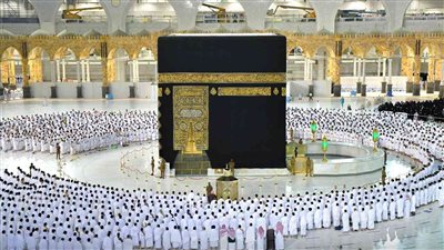 السياحة تحسم الجدل حول وجود تكلفة مالية منفصلة لباركود بوابة العمرة
