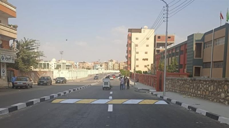 متابعة أعمال الرصف