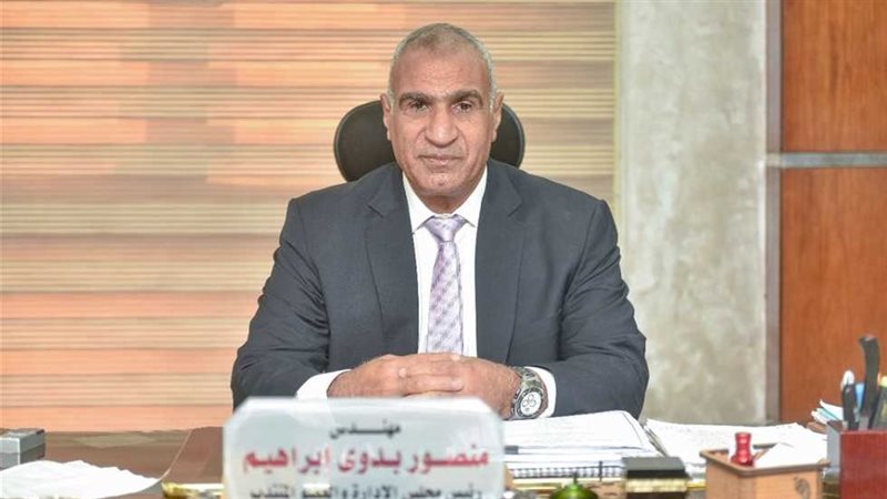 رئيس شركة مياه والصرف