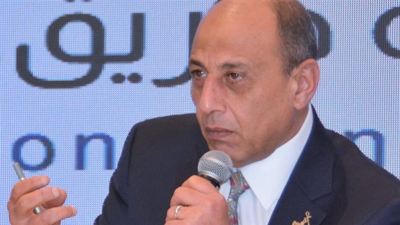 وزير الطيران الفريق