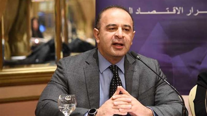 الدكتور احمد كمالي