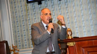 سويلم: ندرس البدائل المستخدمة عالميا في الري الحديث لتطبيقها في مصر