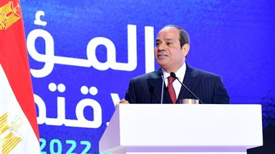 السيسي: الدولة تحتاج إلى تريليون دولار لتوفير حياة سليمة للمواطنين 