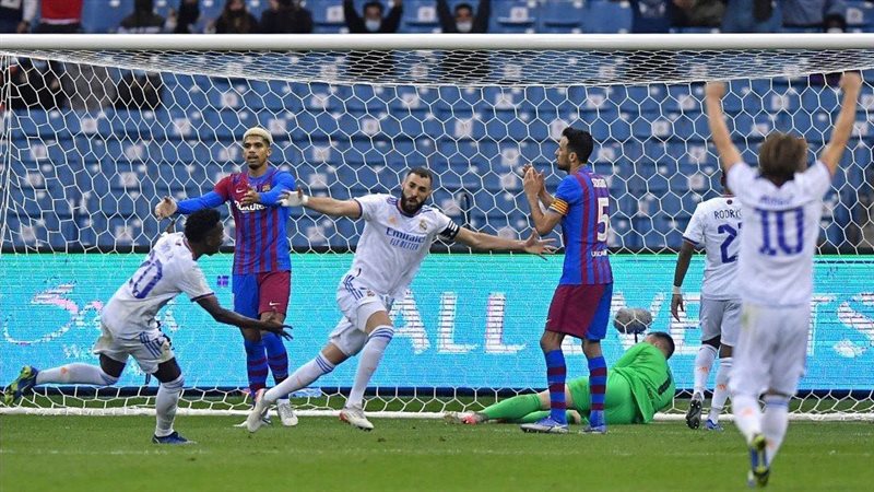 ريال مدريد وبرشلونة