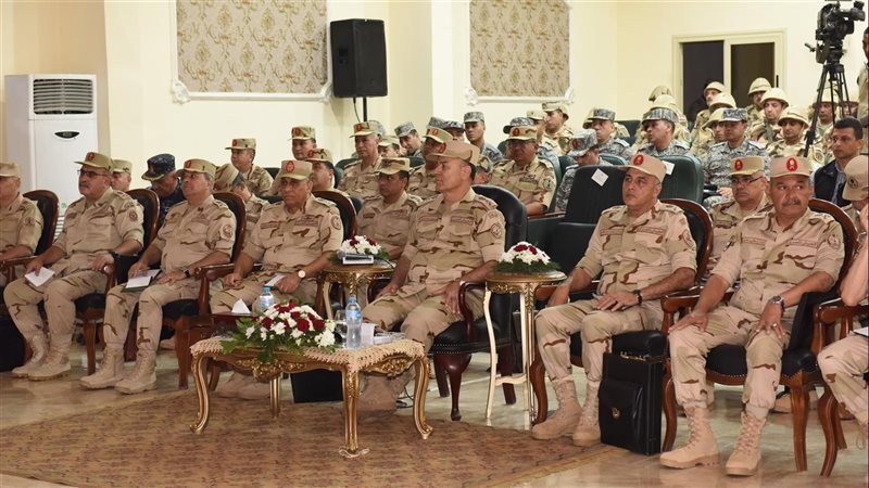 رئيس الأركان يشهد