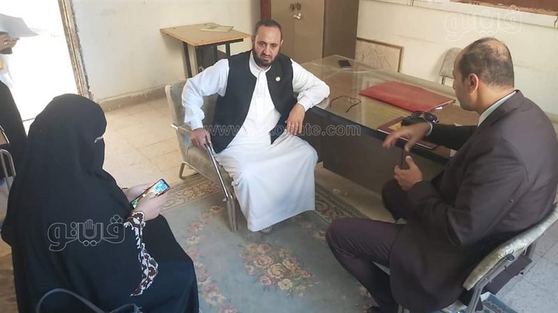 نقيب المعلمين والمعلمة