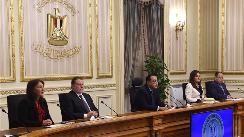 مؤتمر صحفي لرئيس