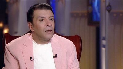 مصطفي كامل يعلن وفاة المايسترو أحمد محمد يوسف