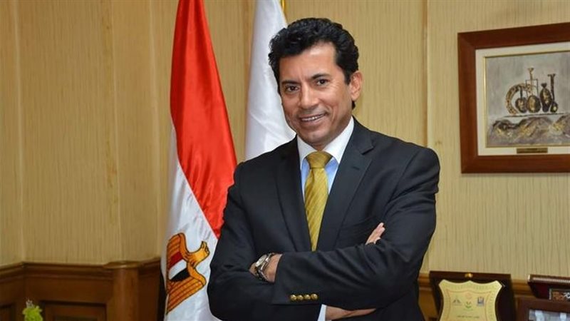 وزير الشباب والرياضة