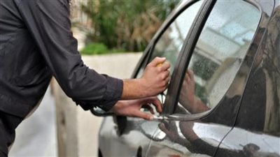 كاميرات المراقبة تقود لسقوط عاطل سرق سيارة في الأميرية