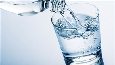 فوائد شرب الماء.. يساعد في فقدان الوزن وينقي الجسم من السموم