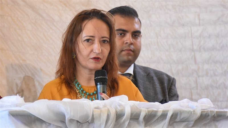 سائحة رومانية