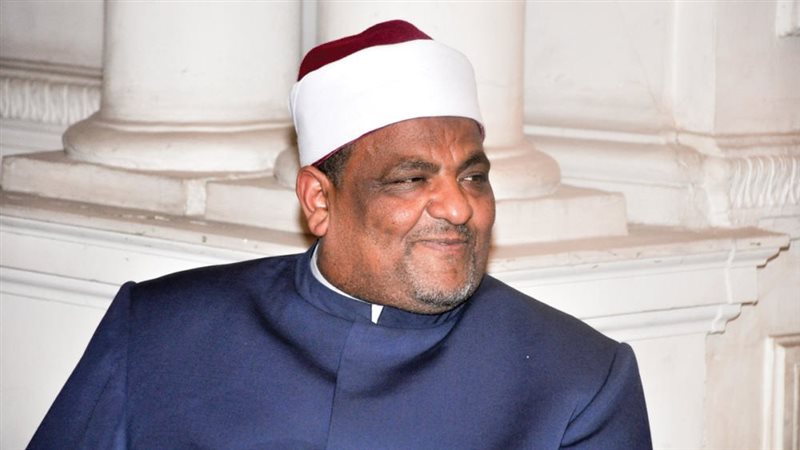 الدكتور عباس شومان،