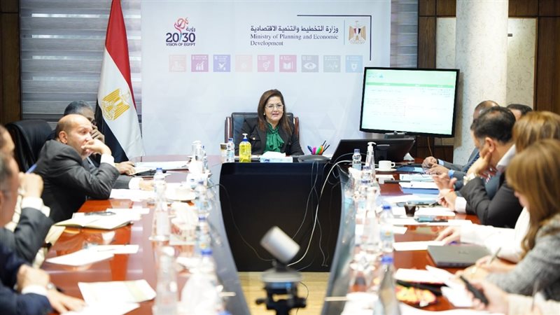 اجتماع الدكتورة هالة