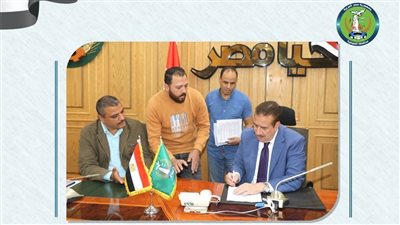 محافظ المنوفية يلتقي أهالي قرية النعناعية لبحث مطالبهم