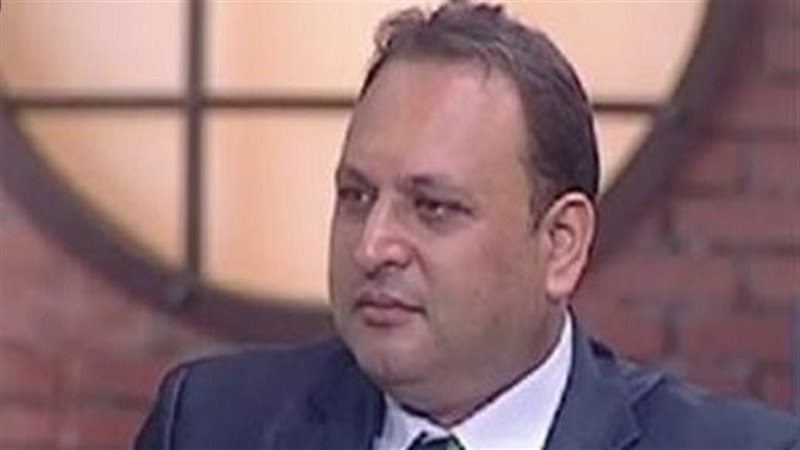 الدكتور عمرو صالح