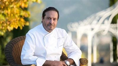 بالبكاء والدعاء نفذوا وصيته.. حكايات النشطاء المؤثرة مع الشيف أسامة السيد 