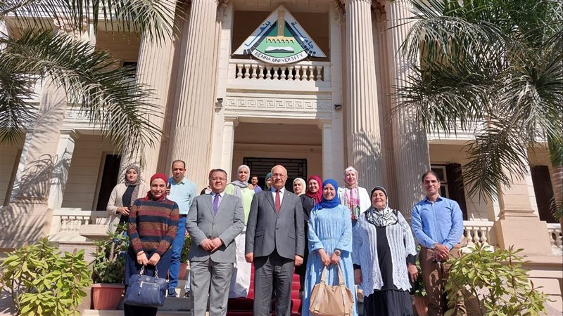 مكافحة العدوي بجامعة