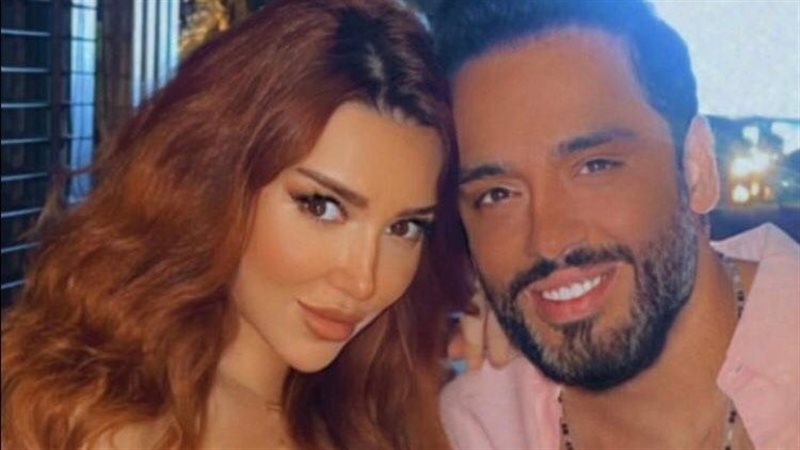 رامي جمال وزوجته
