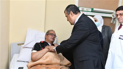 وزير الدولة للإنتاج الحربي يزور المركز الطبي التخصصي بحلوان 