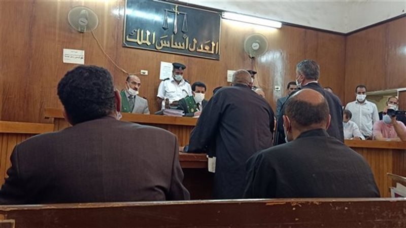 محاكمة متهمين 