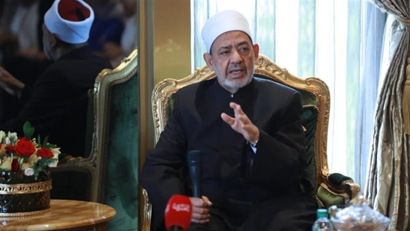 الدكتور أحمد الطيب