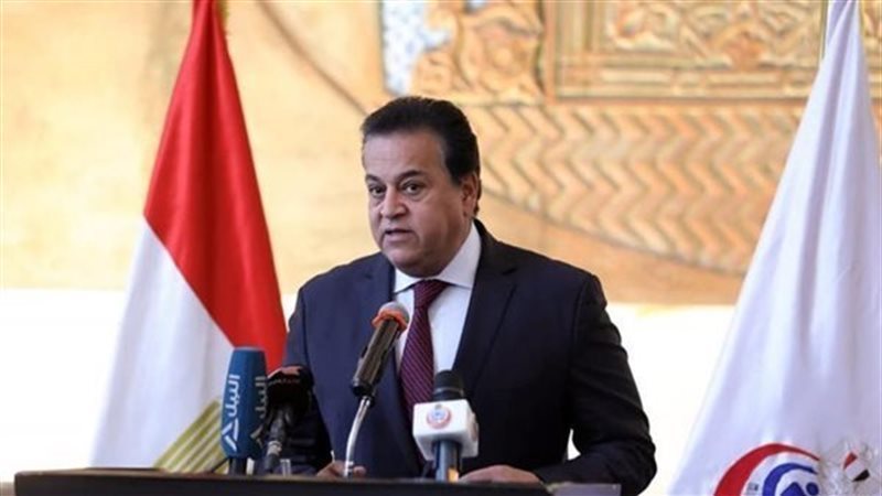 وزير الصحة الدكتور