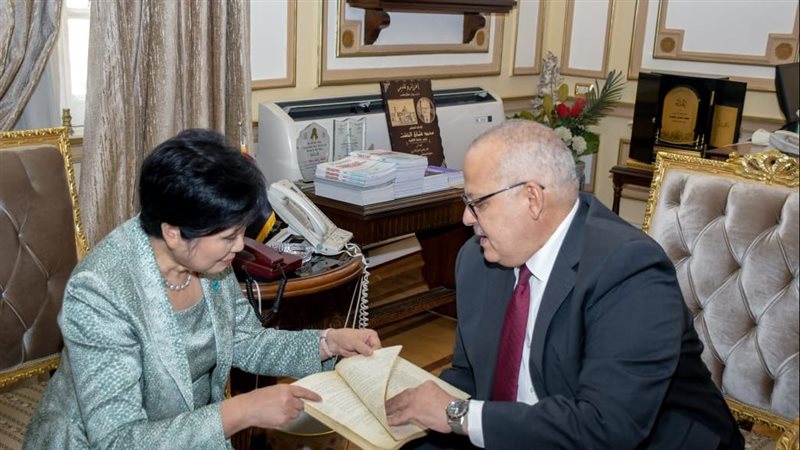الخشت يبحث مع عمدة