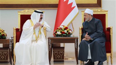 شيخ الأزهر وملك البحرين يتبادلان التَّهنئة بحلول عيد الفطر المبارك