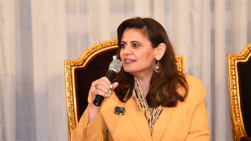 سها جندي وزيرة الدولة