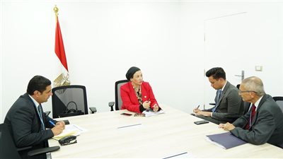 وزيرة البيئة تعلن عن تعاون مصري أمريكي لزيادة الطاقات الجديدة بقدرة 10 جيجا وات 