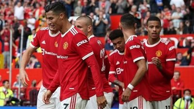 بعد ساعات من فسخ عقد رونالدو..  مفاجأة جديدة من مُلاك مانشستر يونايتد
