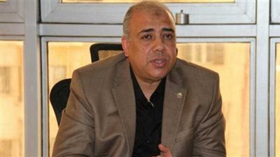 تفاصيل اجتماع العضو المنتدب للشركة المصرية لإدارة وتشغيل المترو بالعمال 