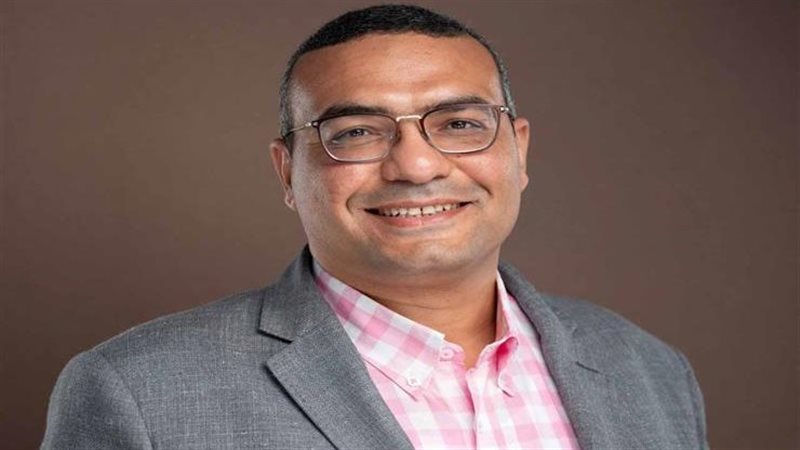 الكاتب الصحفي محمد